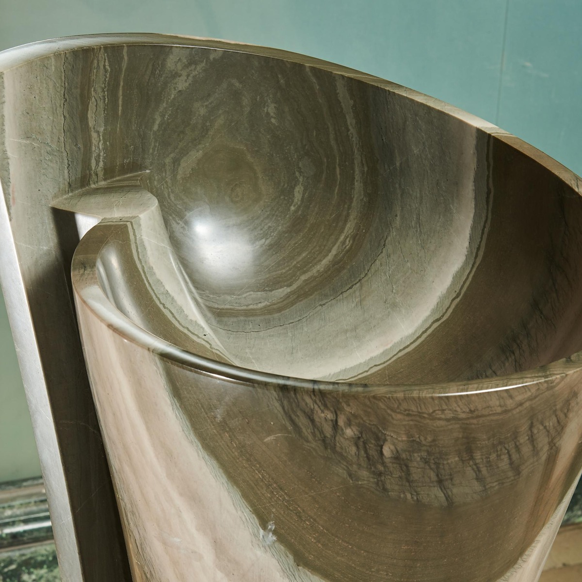 Happy Valley Sculptural Basin