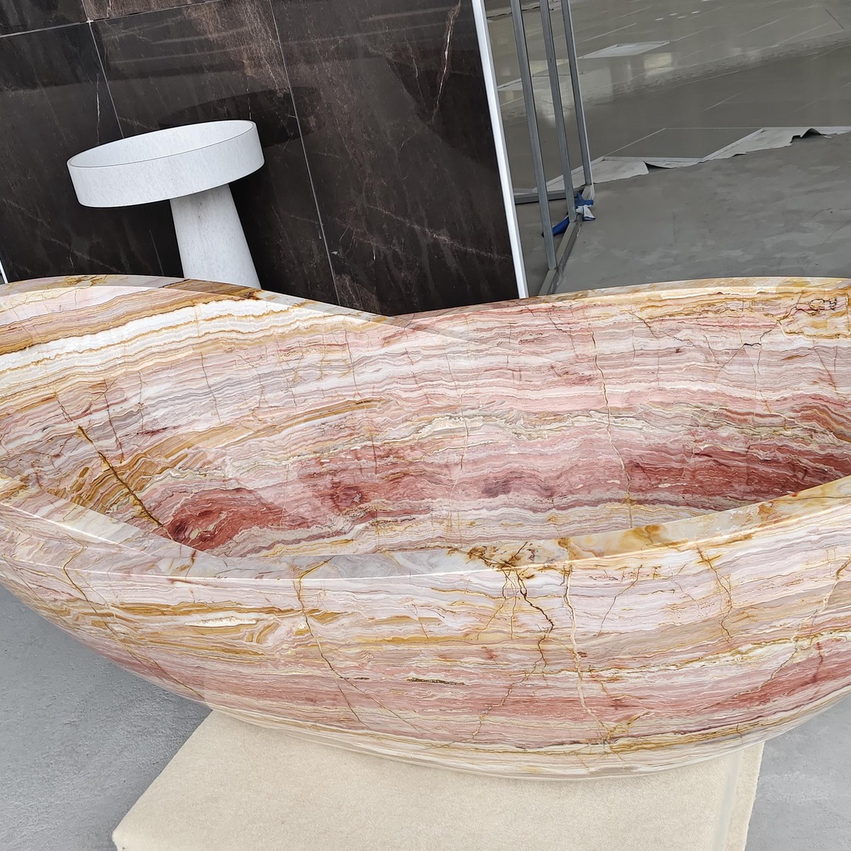 STONELYWOOD natural stone bathtub